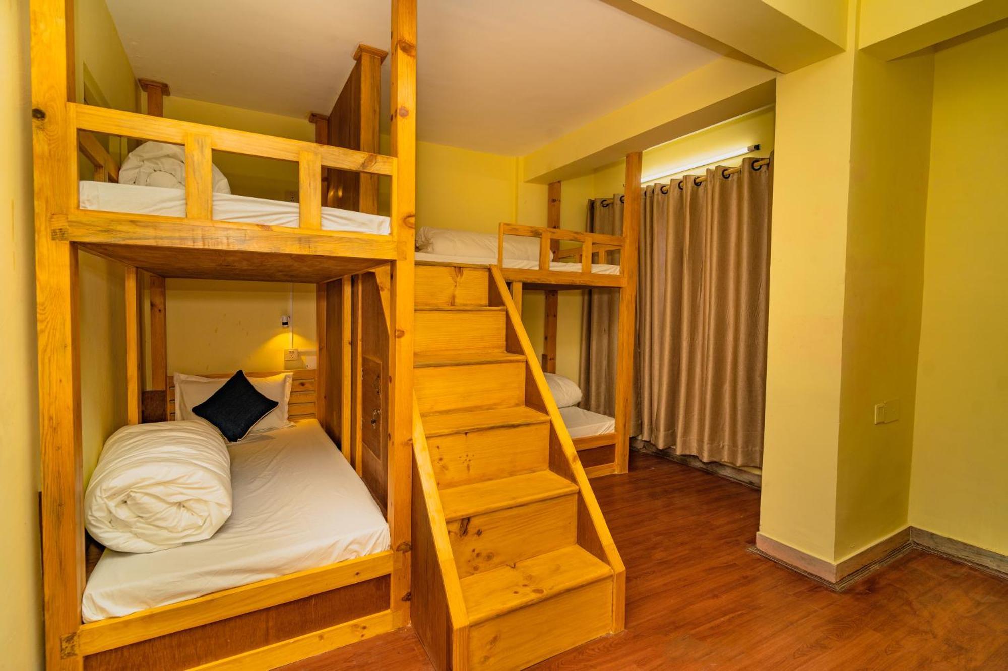 Hotel Aashraya Home Kathmandu Exterior photo