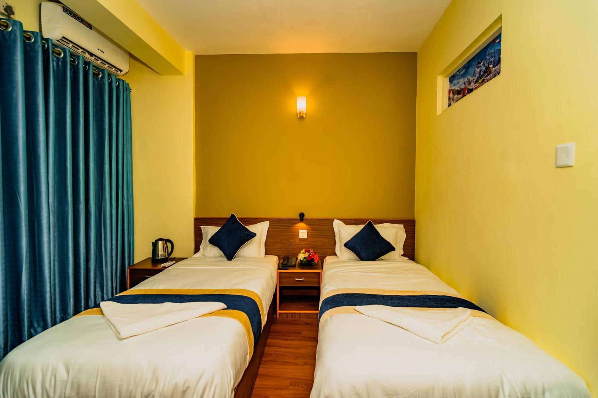 Hotel Aashraya Home Kathmandu Exterior photo