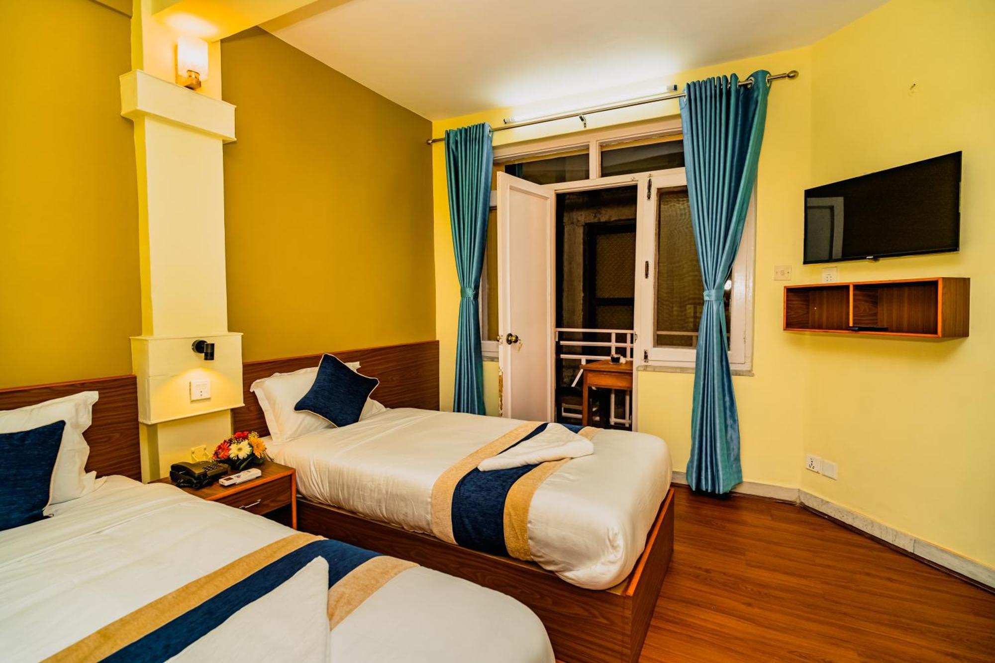 Hotel Aashraya Home Kathmandu Exterior photo