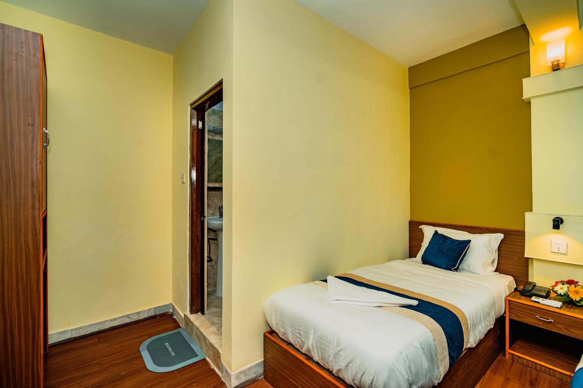 Hotel Aashraya Home Kathmandu Exterior photo