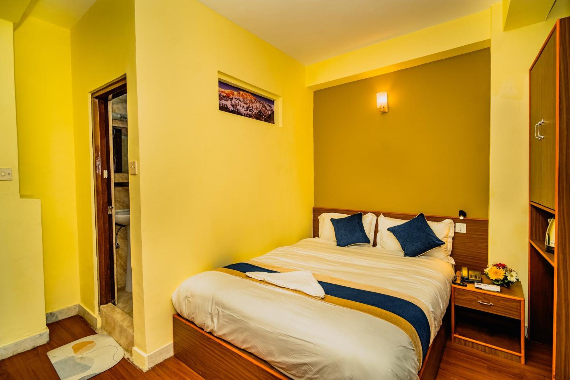 Hotel Aashraya Home Kathmandu Exterior photo