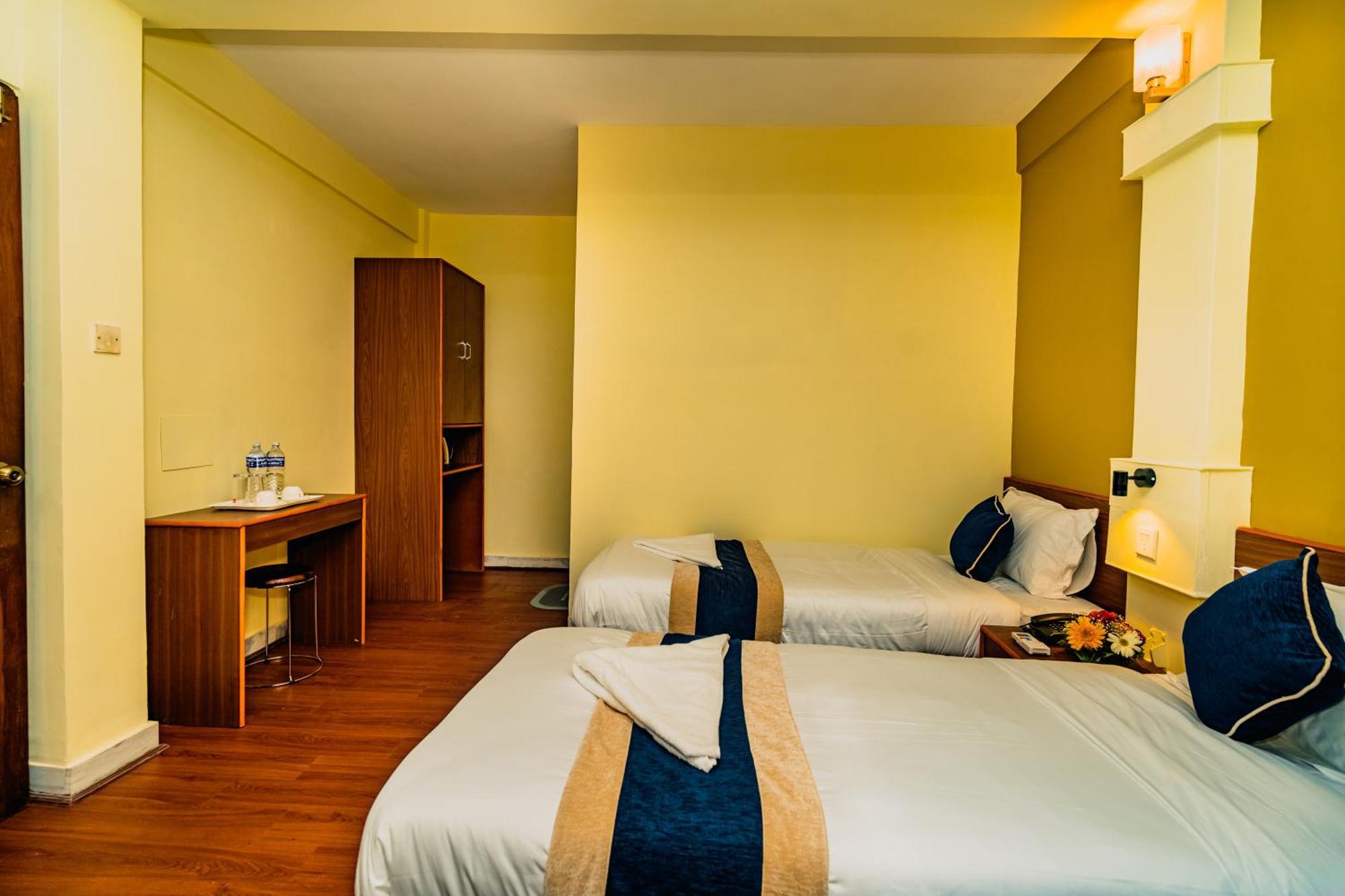 Hotel Aashraya Home Kathmandu Exterior photo