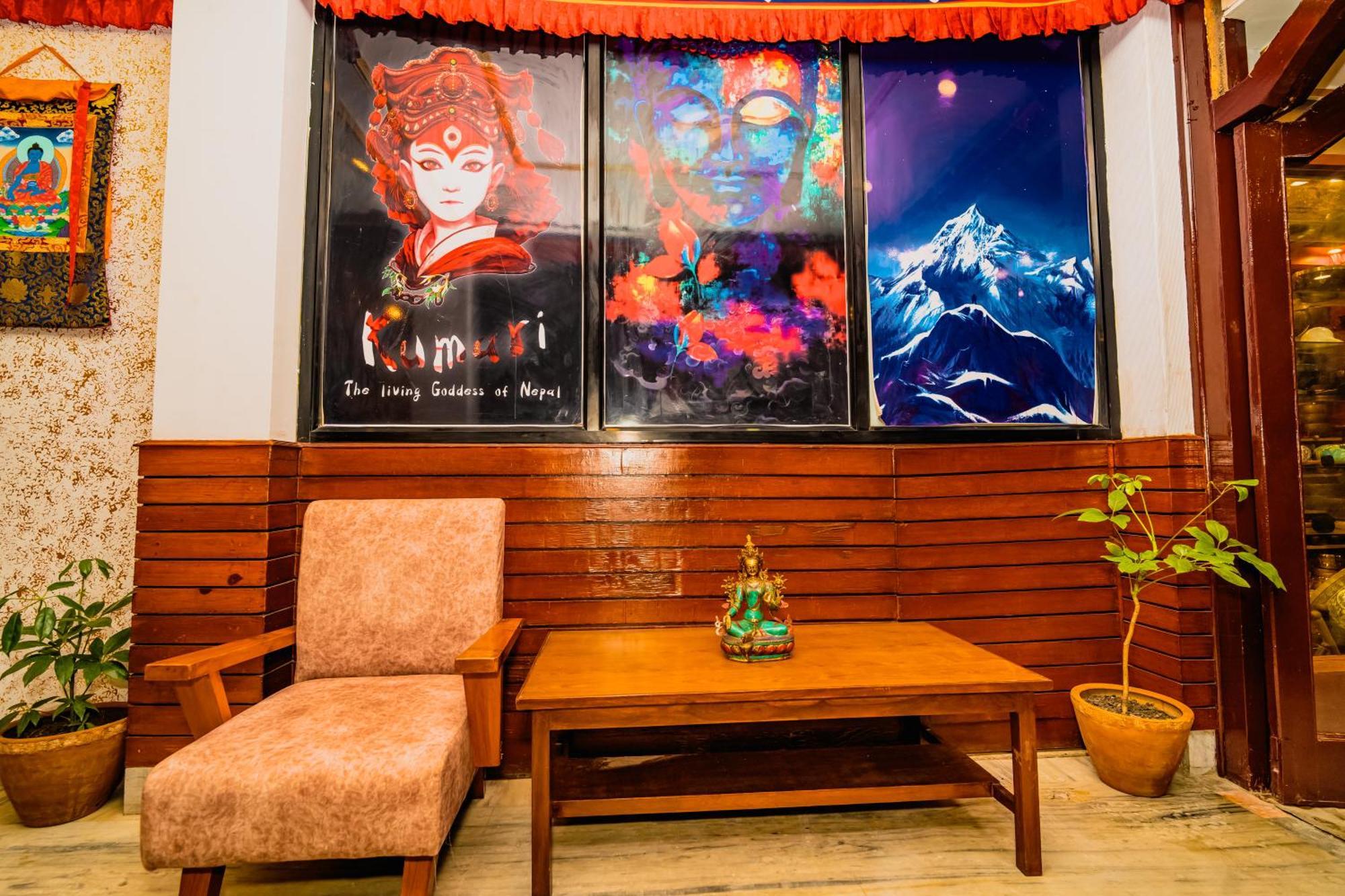 Hotel Aashraya Home Kathmandu Exterior photo