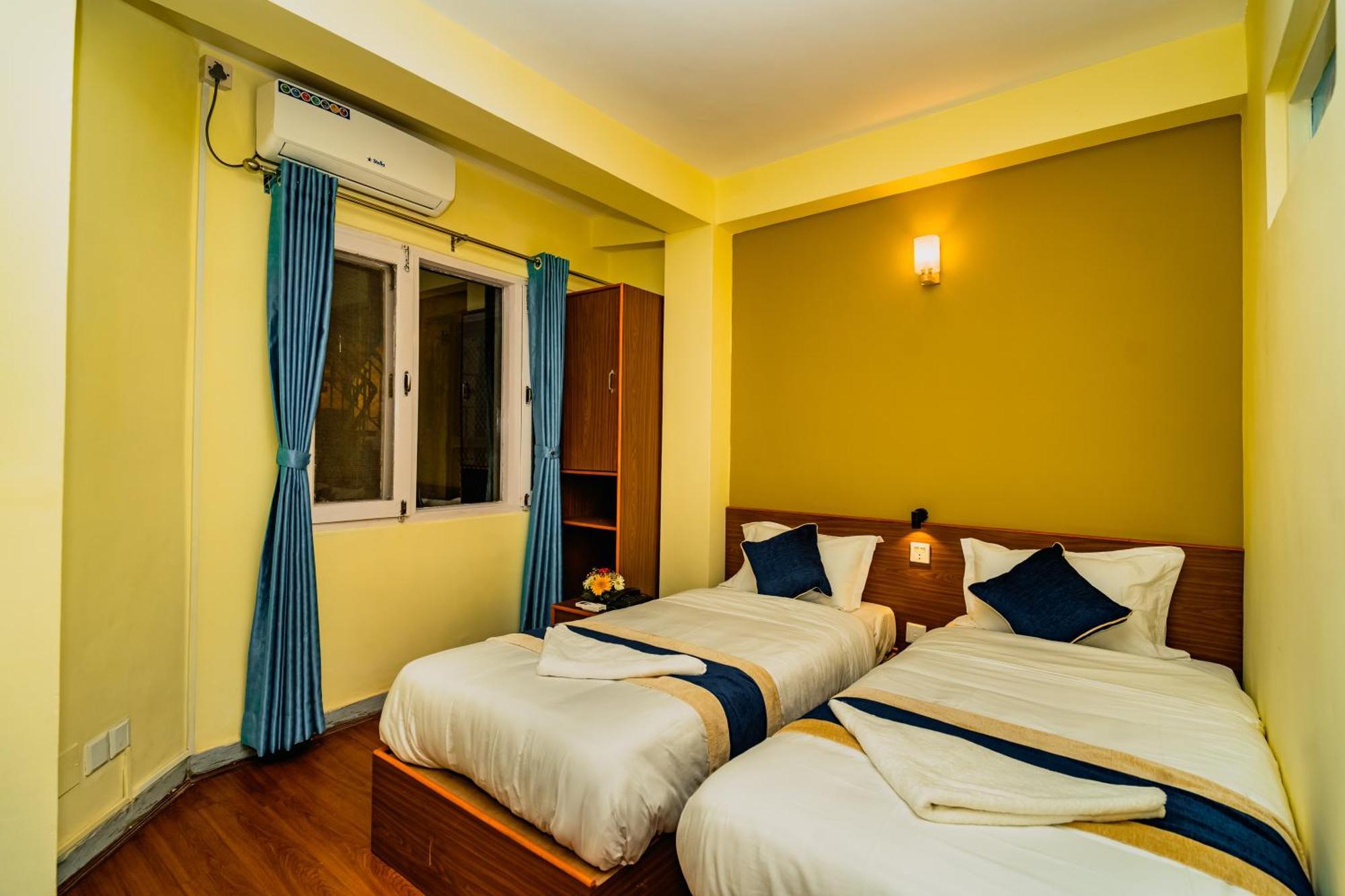 Hotel Aashraya Home Kathmandu Exterior photo
